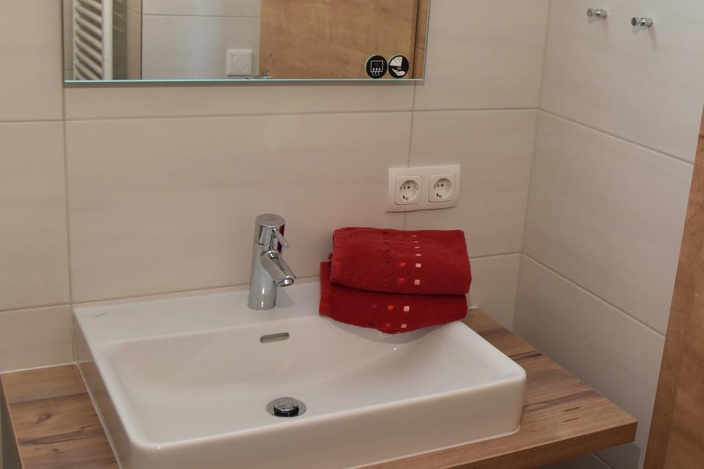 Sunseitn Apartments โกเซา ภายนอก รูปภาพ